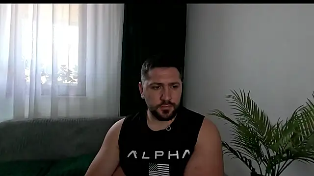 دردشة Gold_Alpha_Boy الجنسية المباشرة