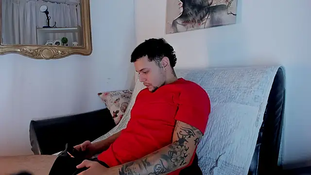 XXX chat uživo modela Brian_Adler