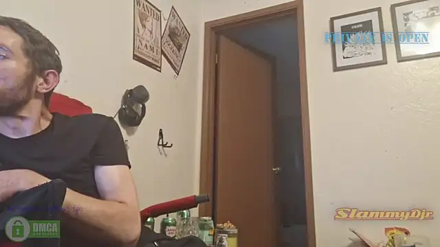 SlammyDjr Adlı Modelin Canlı XXX Sohbeti