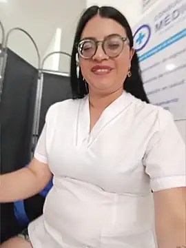 SOFI__10 Adlı Modelin Canlı XXX Sohbeti