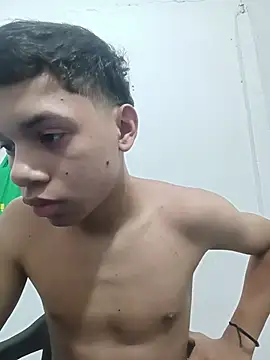 curious_straight_guyのウェブカメラショー