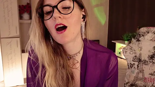 Hello_Lisha Live XXX-Chat