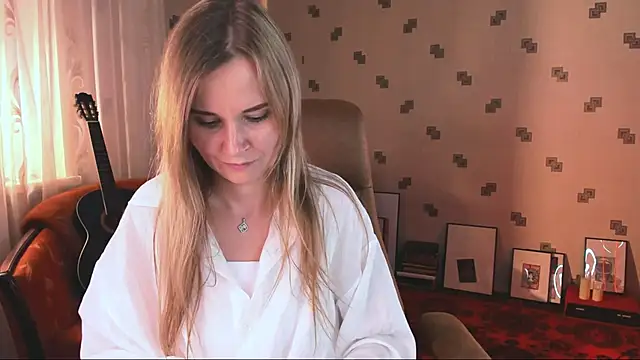 MiaSparkes Chat XXX live