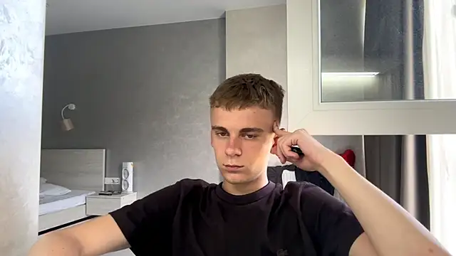 Онлайн чат XXX SoloFury