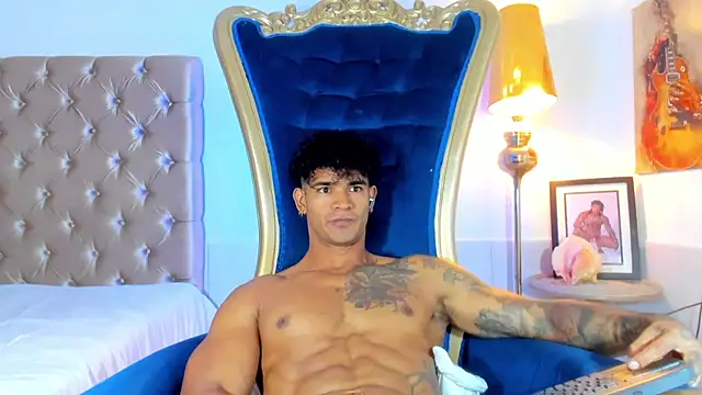 antonio__444 Webcam Show
