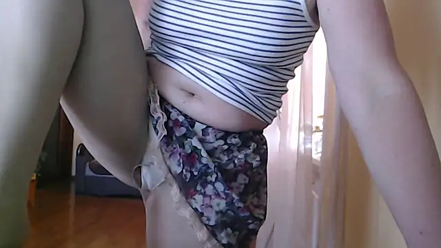 SofiaBoone Adlı Modelin Canlı XXX Sohbeti