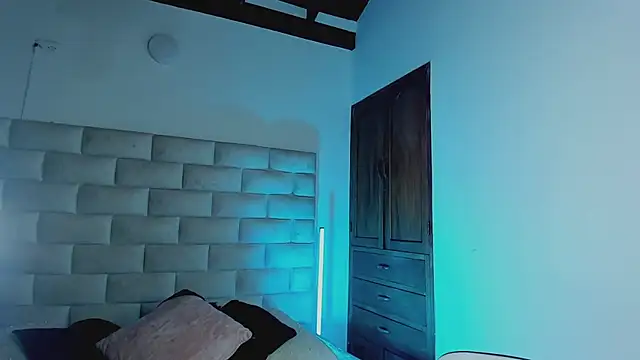HollyGrey_ Adlı Modelin Canlı XXX Sohbeti