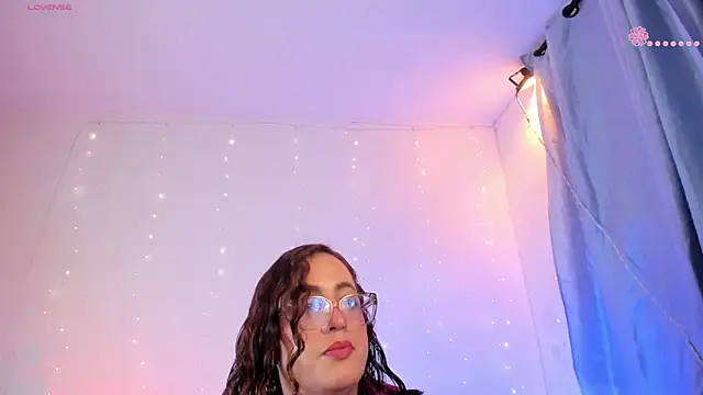 Stacy_millerr1 Adlı Modelin Canlı XXX Sohbeti