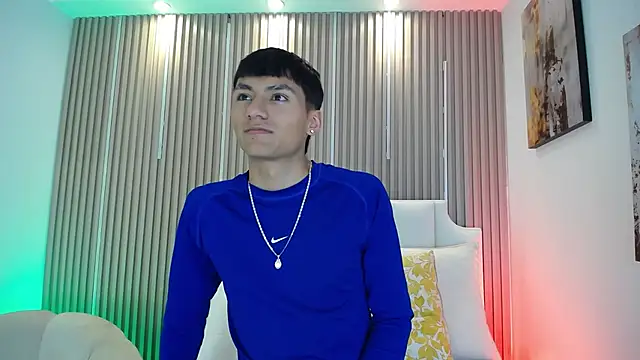 AdrianStark_ Chat XXX live