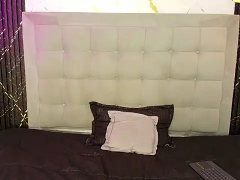 nova_mitchell7's Live XXX Chat
