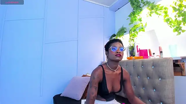 amber-hill live XXX chat