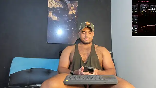 Živý XXX chat Big_furry_bear13