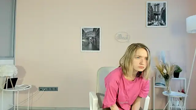 Živý XXX chat KashaAntonetti