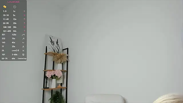 Živý XXX chat GoldenLenarz