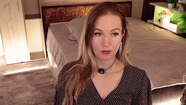Hello_Lisha: онлайн-секс-чат