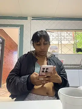 MELIZ_QUEEN Adlı Modelin Canlı XXX Sohbeti