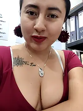 _Sarah-Office1's Webcam Show