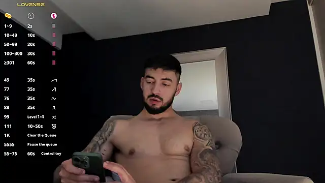 MarkWalker__ élő XXX-chatje