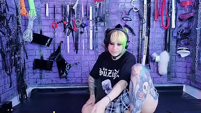 PANDORANEZZ Live XXX-chat