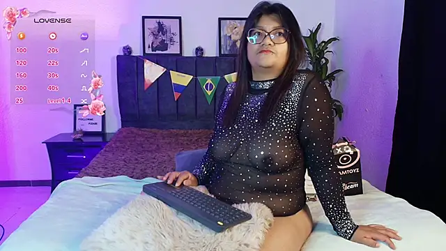 Show de HelenaWinterbourne na webcam