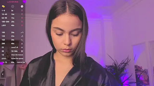Aleejaa__: απευθείας συνομιλία ΧΧΧ