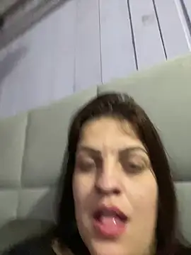 Chat +18 de sweet_milenaa ao vivo