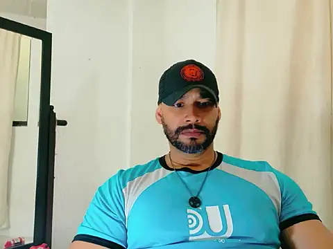 Živý XXX chat musclehetero