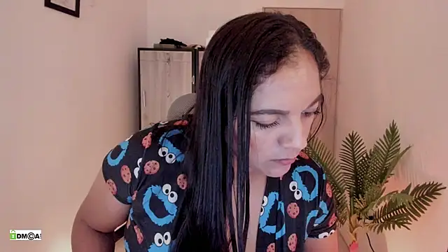 urcute_kitten's Live XXX Chat