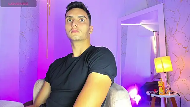 andrewevans46: απευθείας συνομιλία ΧΧΧ
