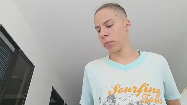 XXX chat uživo modela grey___27