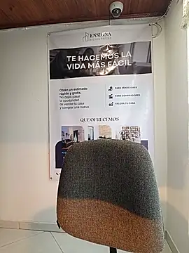 Valentina--1 Live XXX Chat