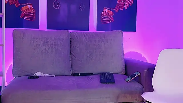 milfsecret69 现场XXX聊天