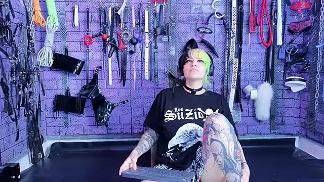 PANDORANEZZ – Live XXX-chat