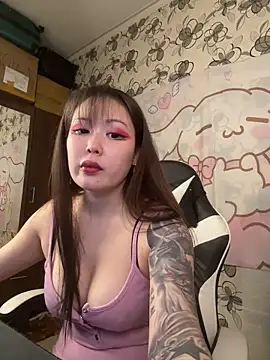 YukiiTYANn Live XXX chat