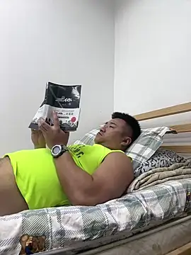 Cunzhangshibage02's Webcam Show
