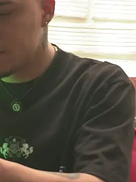AlphaMasterXxx 现场XXX聊天