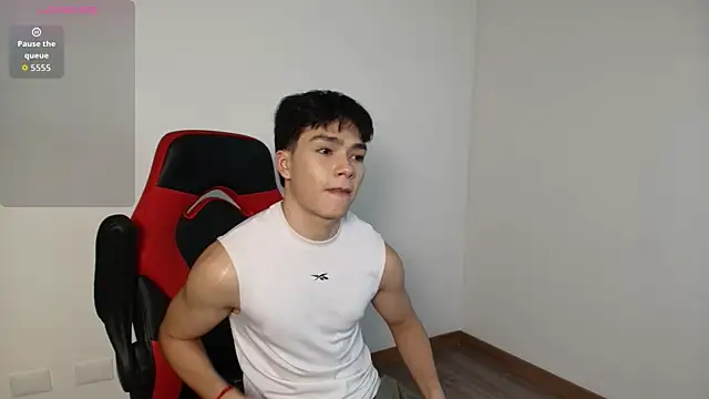 Pokazy przed kamerką – luandy_1