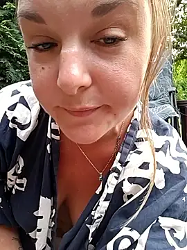SwedishJennifer 现场XXX聊天