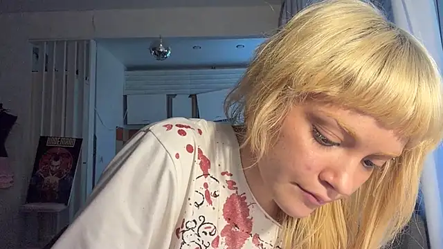 FreedaDeloach's Live XXX Chat