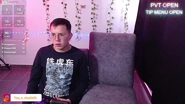 Tina_4_Charlie Show in webcam