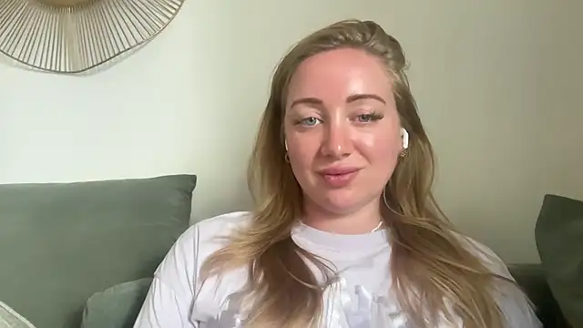 arielsweetieee Live XXX-chat