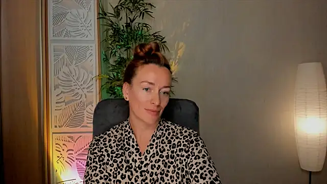 RebeccaMartinez Live XXX-Chat