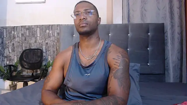 Czat XXX na żywo – Joseph_Fit97