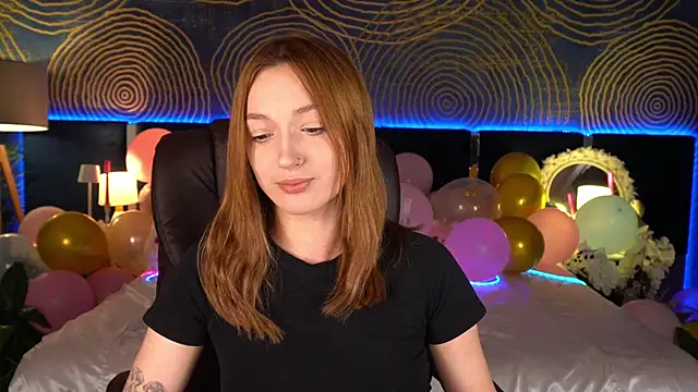 Živý XXX chat LizzaMoonn