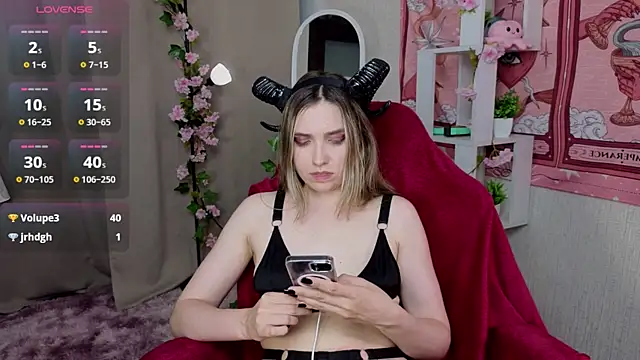NocturneHuntress Live XXX-Chat