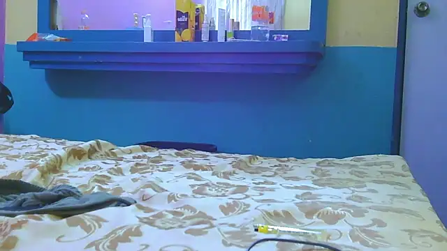 XXX chat uživo modela Latinopervs
