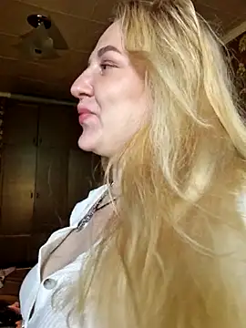 LianaJu – Live XXX-chat