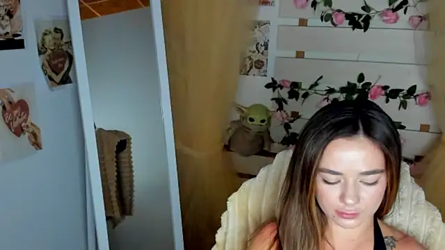 Bella_XO's Live XXX Chat