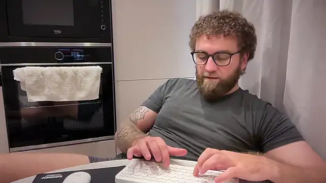 Bear_bear_ Webcamshow