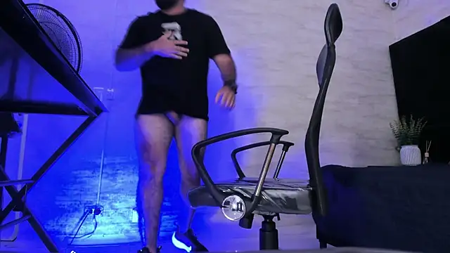 jhon_bear03 Adlı Modelin Canlı XXX Sohbeti